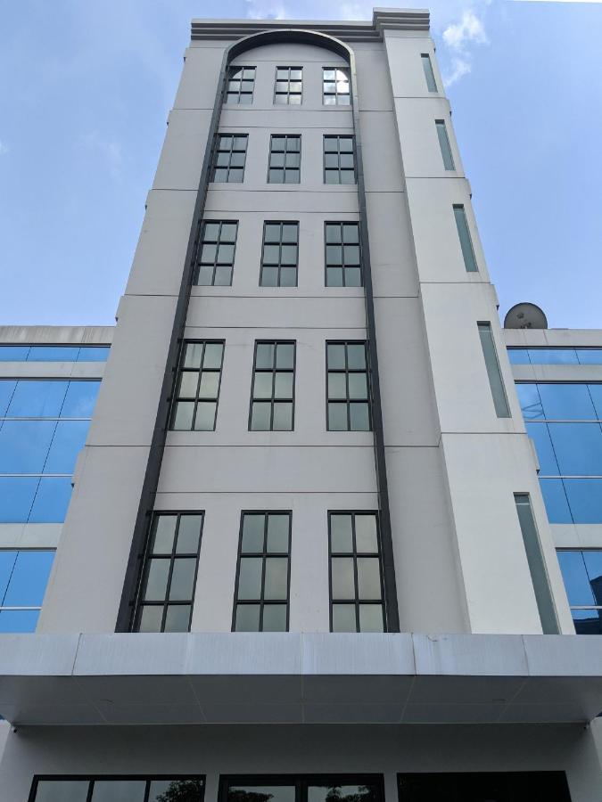 U Style Batik Hotel Jakarta